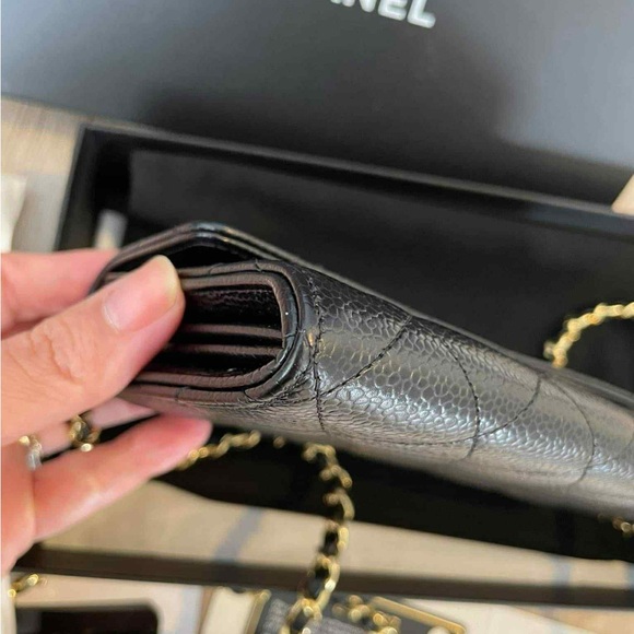 Chanel Black Quilted Leather Chain Bag (Sold on other platform) - Picture 4 of 15